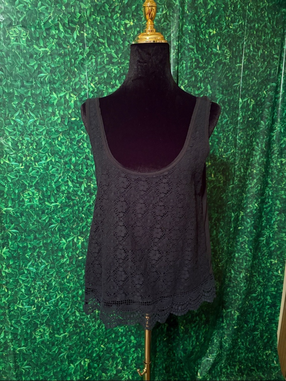American Eagle Outfitters Black Lace Scoop Neck Tank